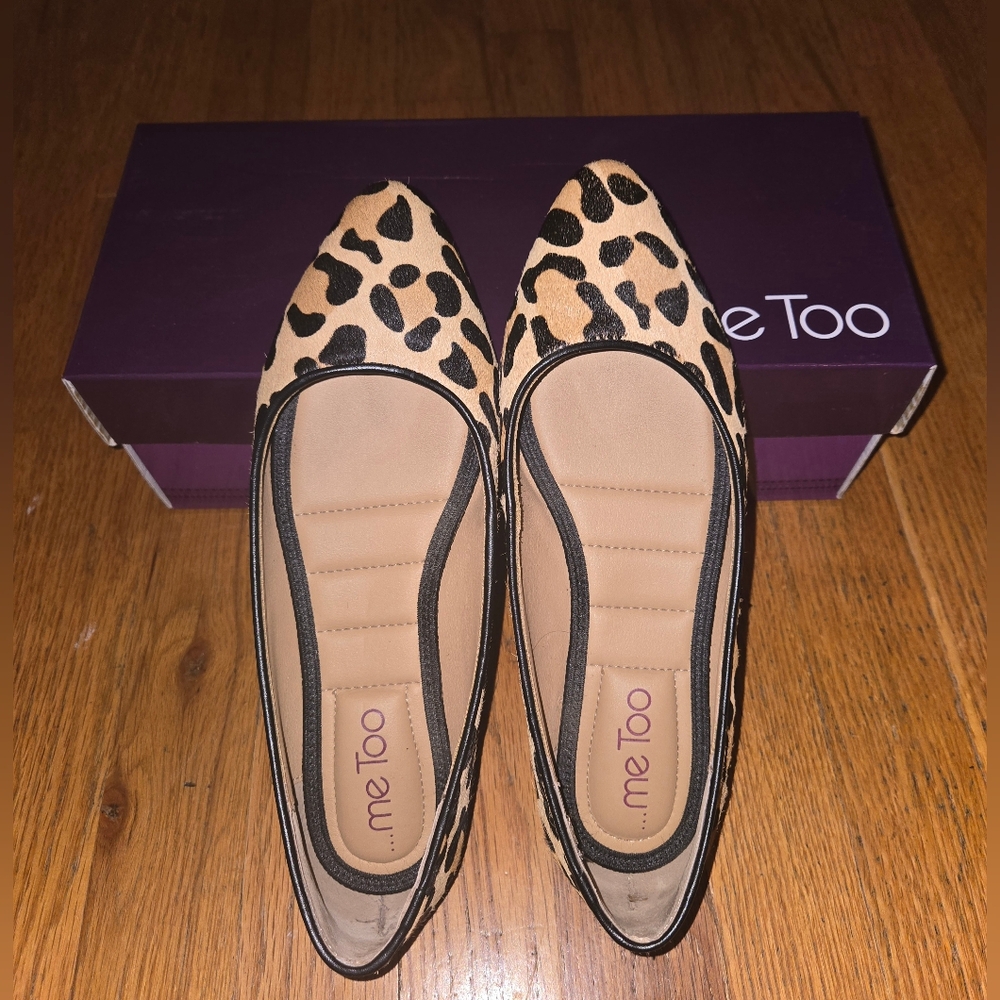 Me Too Aimee Jaguar Print Women's Flats Size 6